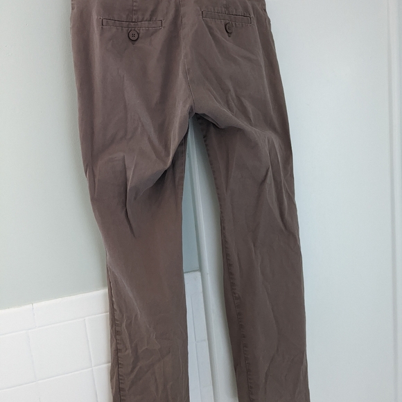 New York and Company Stretch Khaki Sz 4 short - Picture 2 of 3